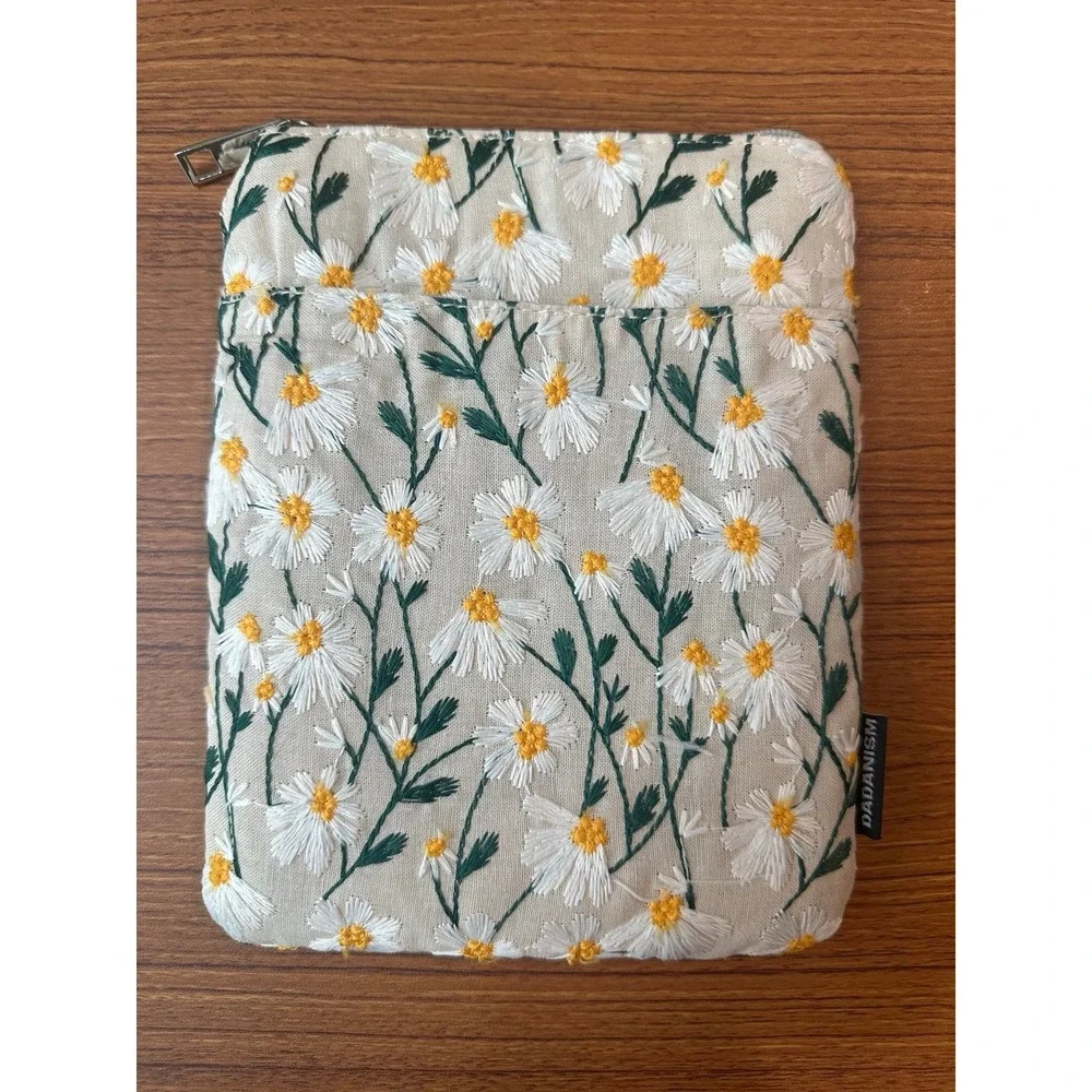 New Daisy Embroidered Tablet Case Holder